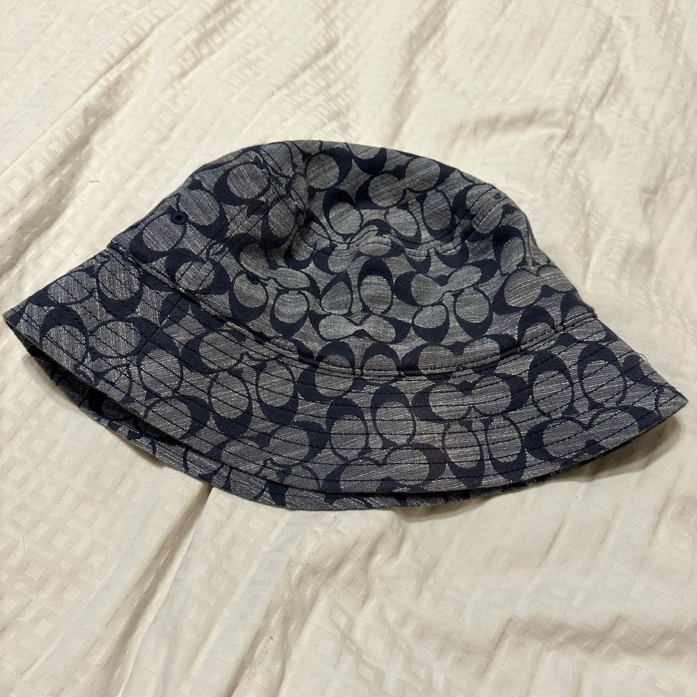 Coach Navy and Gray Signature unisex Bucket Hat - Picture 4 of 4